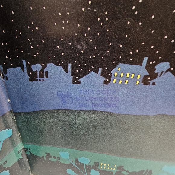 VINTAGE 1993 RELEASE OF THE 1955 SWITCH ON THE NIGHT BY RAY BRADBURY STORY BOOK - Picture 6 of 7